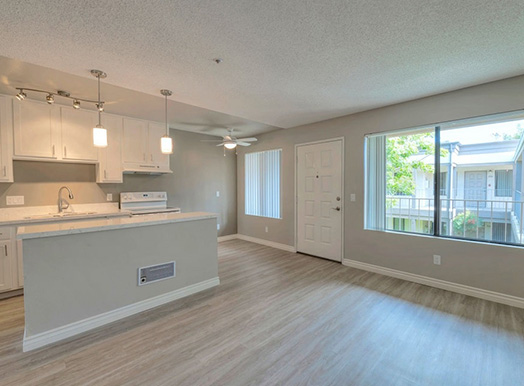 Take a tour today and see the luxurious interiors for yourself at the Villa Grande Apartments.